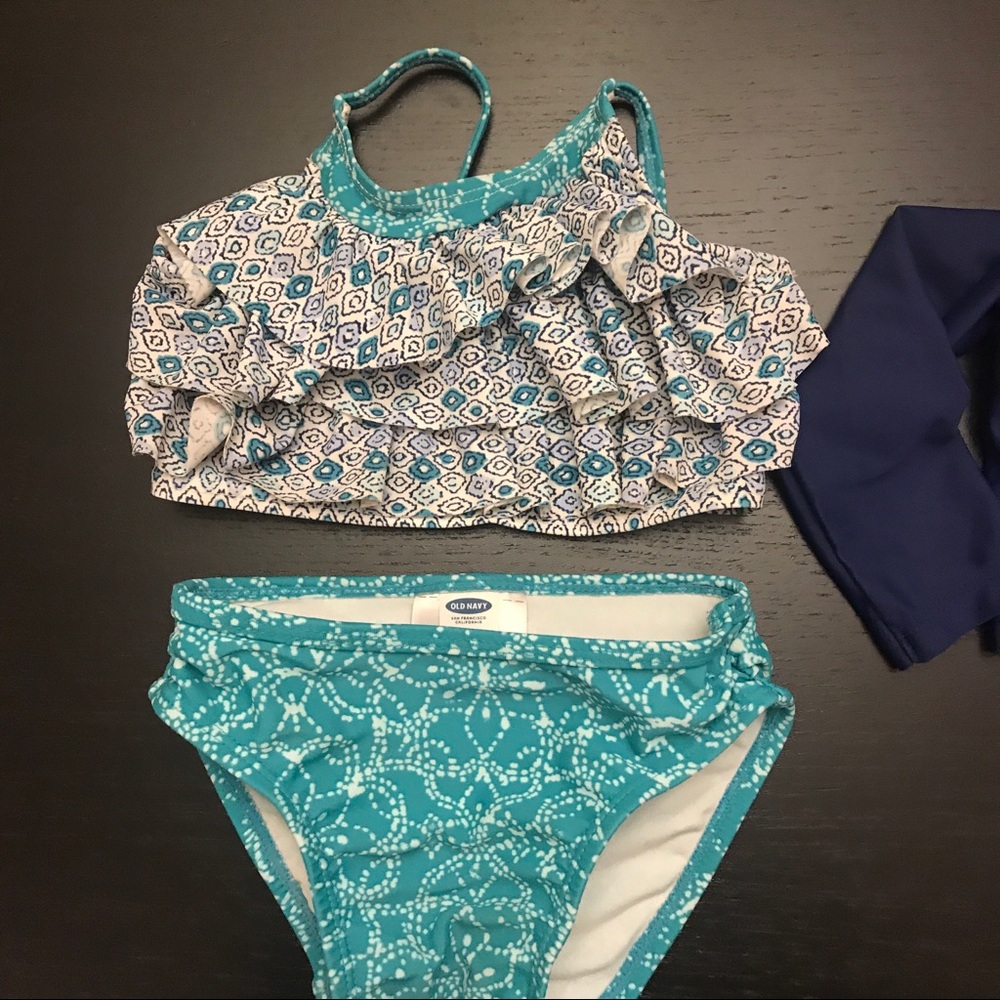 12-18 Month Bathing Suits & Rash Guards - Picture 2 of 4